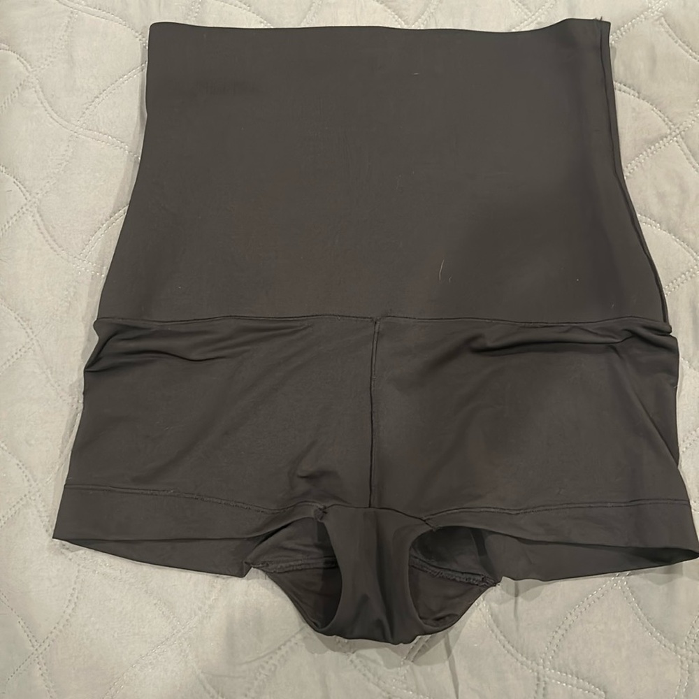 Maidenform Firm Control High Waist Shaping Brief